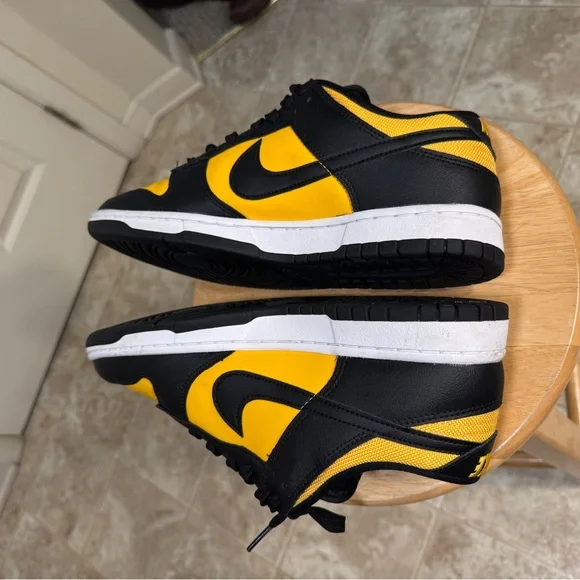 Nike Black and Gold Athletic Shoes - Picture 3 of 14